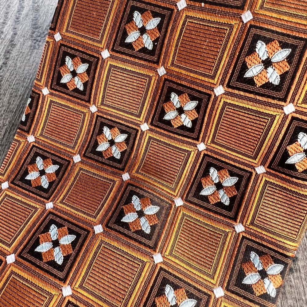 Jos A Banks Silk Tie Copper Gold and Black Wide Width - Picture 3 of 5
